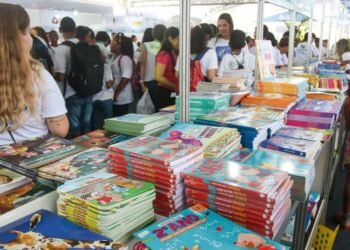 FLIS reúne autores consagrados em Saquarema com foco em meio ambiente e saberes ancestrais