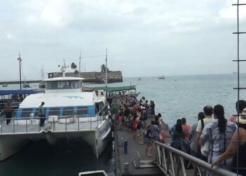 Travessias marítimas de Salvador para Morro de São Paulo e Mar Grande voltam a operar normalmente após o tempo