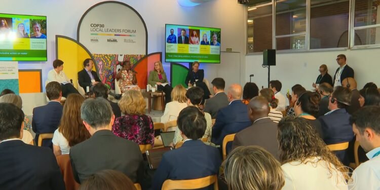 Prefeitos entregam carta que será encaminhada aos líderes mundiais durante a COP30