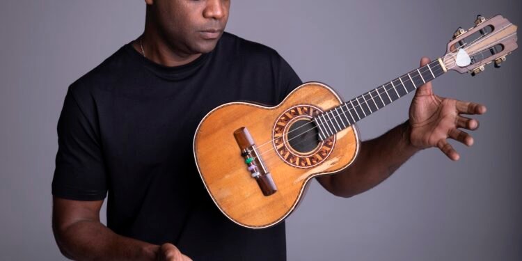 Árvore de Natal de Botafogo: Pretinho da Serrinha fará show com participação de Belo na Apresentação