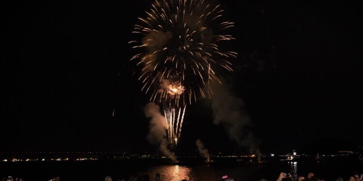 Festas de réveillon pagas no Rio: lista tem shows de Belo, Anitta, open bar e vista para fogos