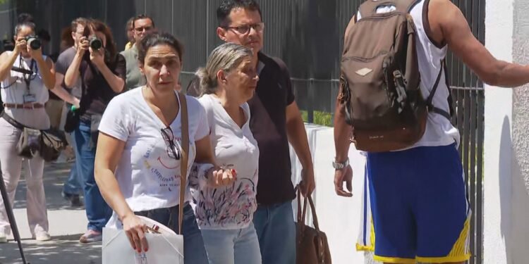 ‘Vou te dar o seu netinho’: banco morto na Linha Amarela faz planos para engravidar, diz sogra ‘Vou te dar o seu netinho’: banco morto na Linha Amarela faz planos para engravidar, diz sogra