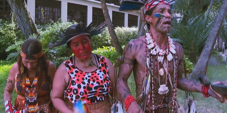 Culturas que formaram o Rio se encontram em evento no Catete: ‘para promover diálogo e reflexão’, diz organizador Culturas que formaram o Rio se encontram em evento no Catete: ‘para promover diálogo e reflexão’, diz organizador