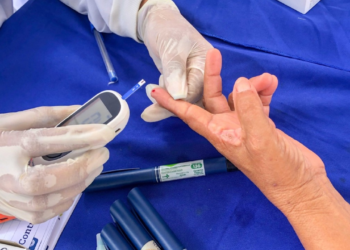 Jovem se relaciona como convive com diabetes desde os 9 anos