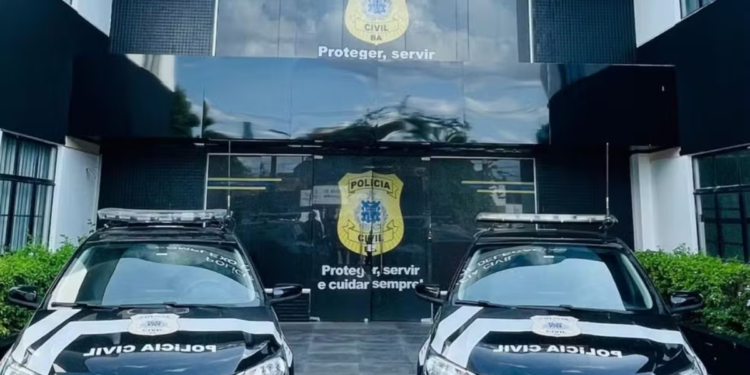 Ataque a tiros deixa adolescente e jovem de 25 anos mortos em Feira de Santana Ataque a tiros deixa adolescente e jovem de 25 anos mortos em Feira de Santana