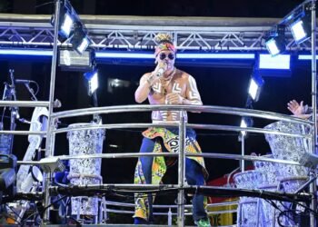 Timbalada faz festa itinerante Praça Rio Guetho na Ilha Itanhangá