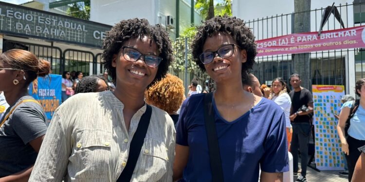 Gêmeas que estudam juntas e mãe solo que tentam retomar a graduação: conheça baianas que fazem o Enem neste domingo Gêmeas que estudam juntas e mãe solo que tentam retomar a graduação: conheça baianas que fazem o Enem neste domingo