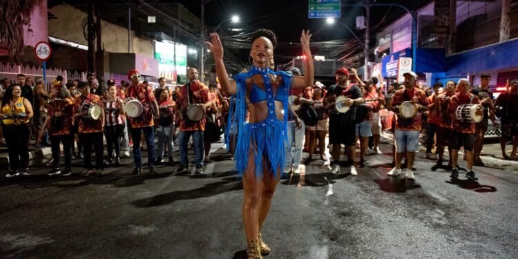União de Maricá dá início aos ensaios de rua para o Carnaval 2026