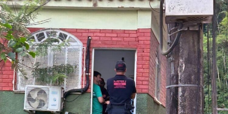 MPRJ faz buscas na Prefeitura de Paulo de Frontin contra direcionamento de licitações