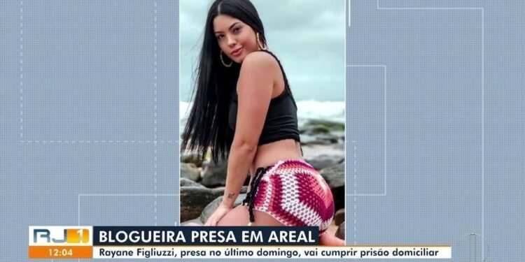 Rayane Figliuzzi é investigada por queimaduras de cliente em câmara de bronzeamento artificial