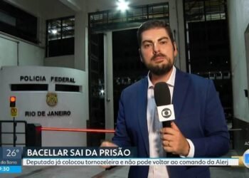 Rodrigo Bacellar passa noite em casa com tornozeleira após deixar prisão, na Superintendência da PF