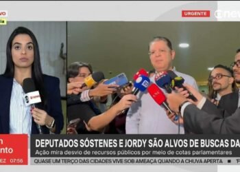 PF apreende quase meio milhão em espécie na casa de Sóstenes no Rio