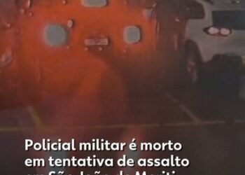 Câmera registra ataque de criminosos contra PM em estacionamento