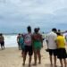 Ressaca em Copacabana: bombeiros fazem buscas por desaparecidos Ressaca em Copacabana: bombeiros fazem buscas por desaparecidos