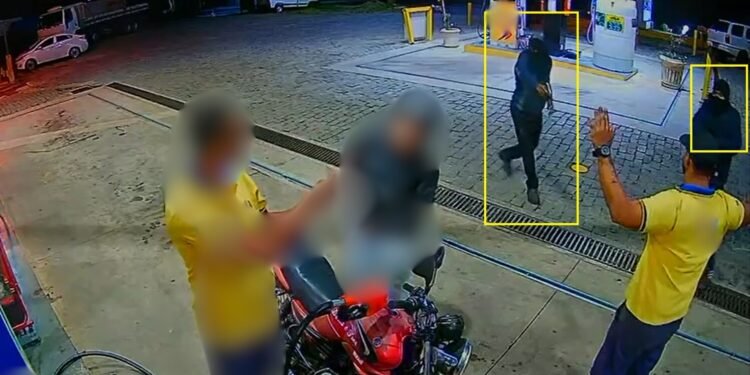 Câmera flagra assaltada à mão armada em Bom Jardim, na RJ-116