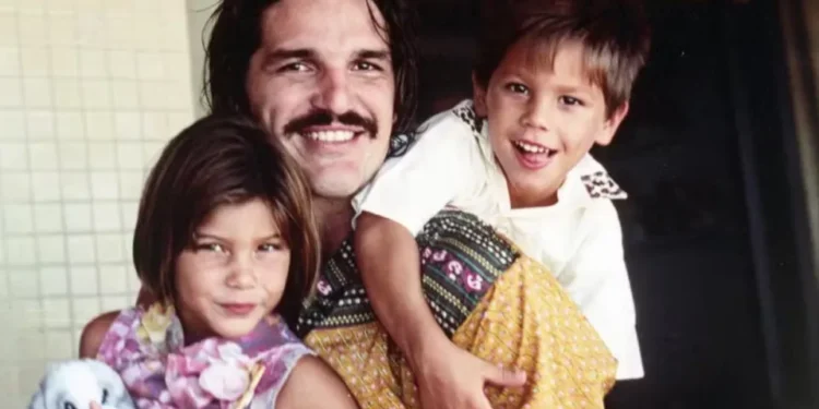 Galã de novelas lembra morte trágica do pai ator há 25 anos Galã de novelas lembra morte trágica do pai ator há 25 anos