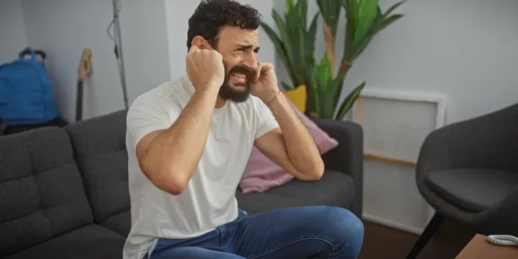 Tem os ouvidos entupidos? Saiba como resolver