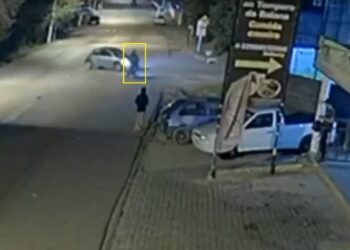 Acidente entre carro e moto na RJ-130 em Nova Friburgo; vídeo