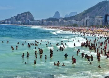 RJ desacelera crescimento populacional, tem queda nos nascimentos e alta em números, aponta IBGE