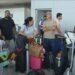 Passageiros do Galeão reclamam de atrasos e cancelamentos após ventania em São Paulo