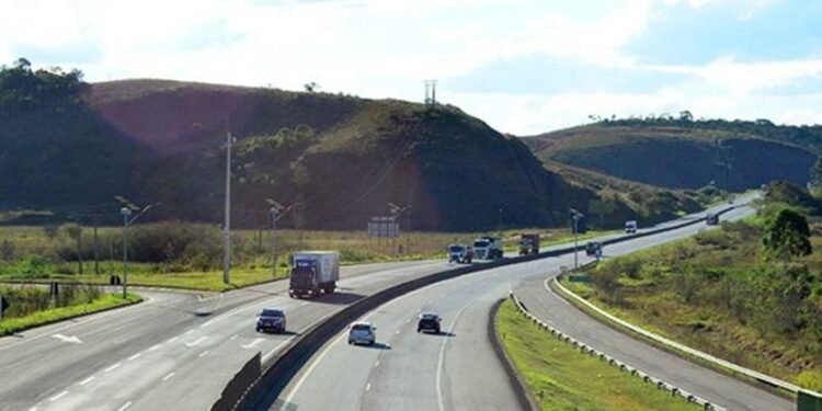 MPF promove audiência pública em Petrópolis para discutir o futuro da BR-040 MPF promove audiência pública em Petrópolis para discutir o futuro da BR-040