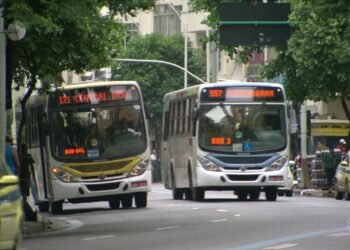 Ônibus e outros transportes passam a custar R$ 5 em 2026 no Rio