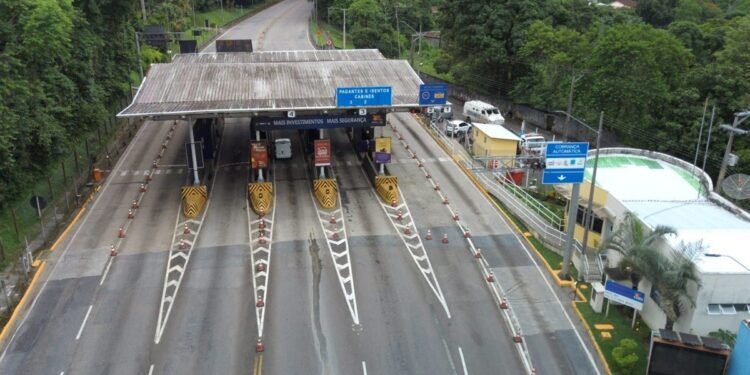 RJ-116 deve receber cerca de 300 mil veículos em Natal e no Ano Novo