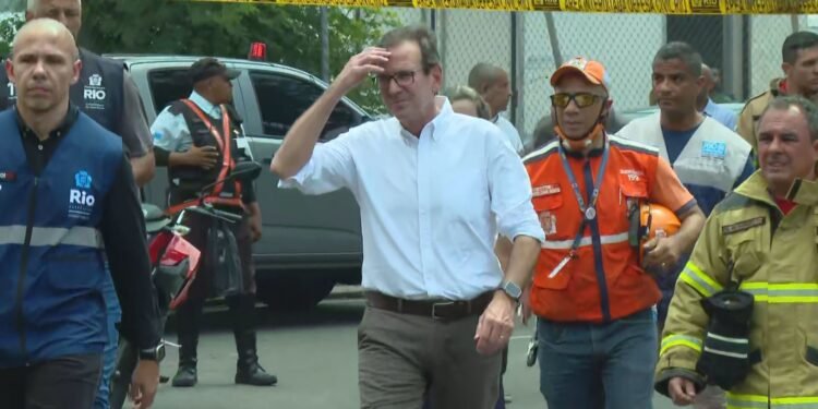 Paes descartou risco de desabastecimento após incêndio na Ceasa e crítica forma de armazenamento nas caixas