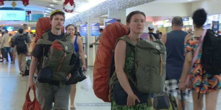 Rio se prepara para receber quase 800 mil turistas na virada do ano Rio se prepara para receber quase 800 mil turistas na virada do ano