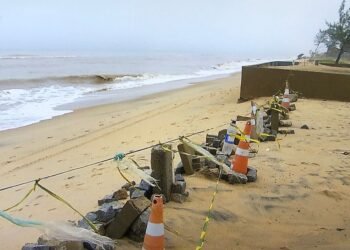 São João da Barra remarca licitação para estudo sobre erosão costeira