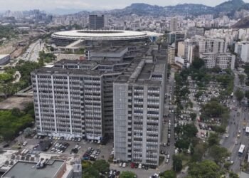 Uerj comemora 75 anos com eventos gratuitos e trajetória marcada pelo pioneirismo