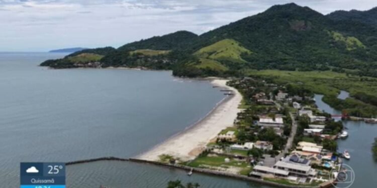 Helicóptero usado por Bacellar: empresa investe milhões em terrenos