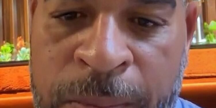 Adriano Imperador denuncia golpe de R$ 15 mil contra a mãe