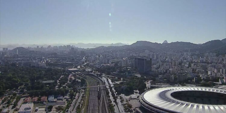Rio registrou aumento de 27,92% em atendimentos relacionados ao calor no último fim de semana, diz SMS