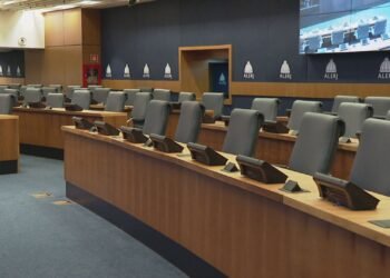 Exonerações na Alerj atingiram indicados de políticos influentes do RJ