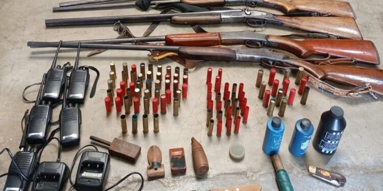 Cinco espingardas usadas para caça predatória são apreendidas na Bahia