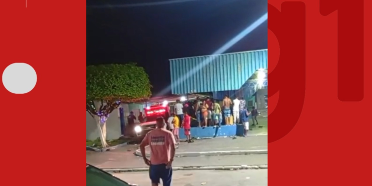 Ataque a tiros durante celebração de réveillon deixa três mortos