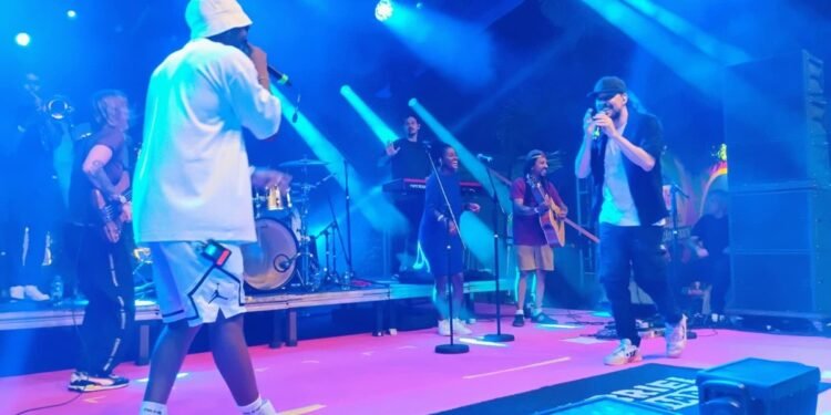 Festival em Búzios também dá show em Libras Festival em Búzios também dá show em Libras