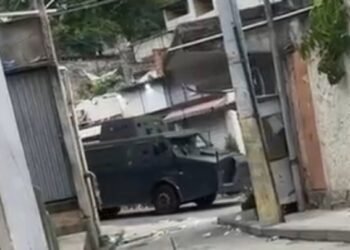 Dois homens morrem após confronto com a PM no Complexo da Pedreira