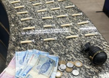 Jovem é preso com drogas e granada em Barra Mansa