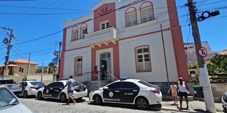 Motoboy é assaltado durante entrega em área de reserva em Saquarema