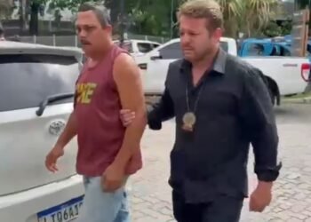 Homem está preso em Magé por matar cachorro do vizinho a tiros