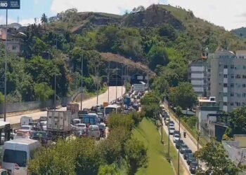 Linha Amarela fechada nos dois sentidos por ocorrência policial