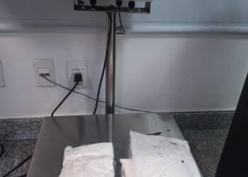 PF prende paraguaio com 2kg de cocaína no Aeroporto do Galeão