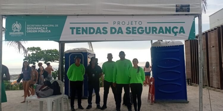 Saquarema instala seis tendas de segurança e ordenamento para fortalecer a orla no verão 2026 Saquarema instala seis tendas de segurança e ordenamento para fortalecer a orla no verão 2026