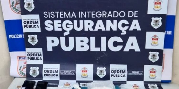 Homem é preso por tráfico de drogas em Volta Redonda