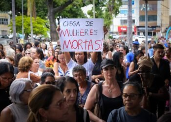 Ato público reforçar o combate à violência contra a mulher em Volta Redonda