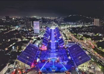 PM cria ‘corredor de segurança’ para vans e microônibus de camarotes que não sejam assaltados