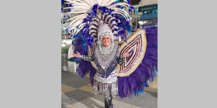 Bloco Bebê Rindo faz maior desfile de sua história em Teresópolis Bloco Bebê Rindo faz maior desfile de sua história em Teresópolis