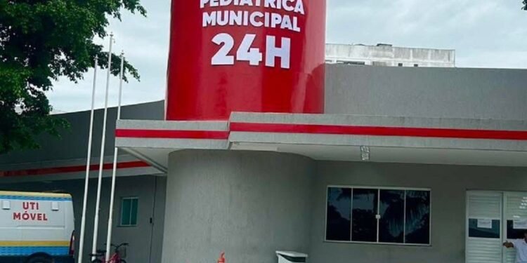 UPA Pediátrica de Araruama tem parte do telhado destruída após chuva intensa